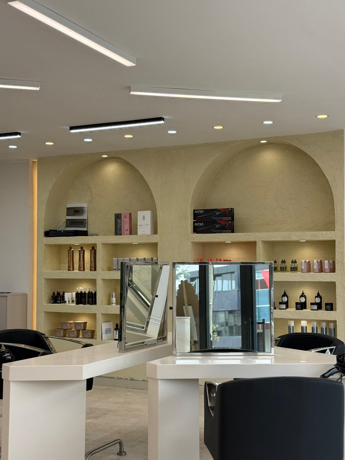 Solo Hair Studio